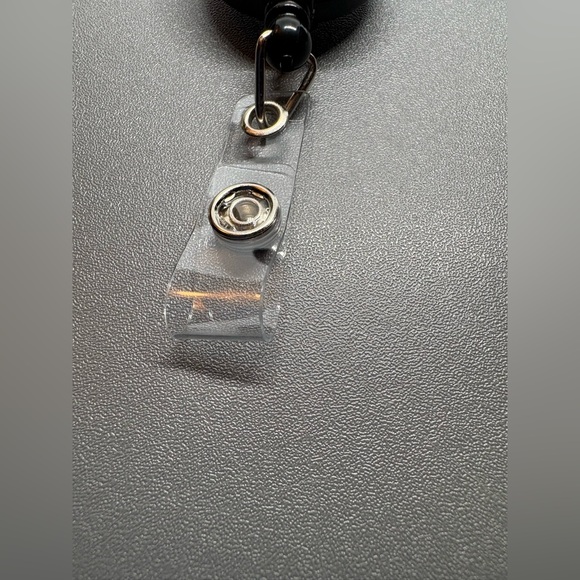 Amazon Badge Retractable Retractor Exclusive Peccy BFL2 Work Worker Cool Swag - Picture 3 of 8